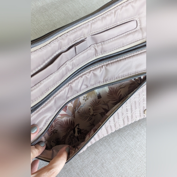 Lug Slider Crossbody in Sand Taupe - Picture 4 of 10